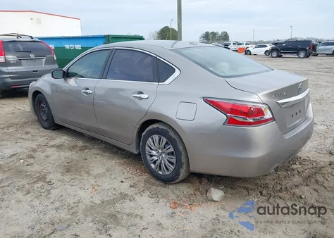 2015 Nissan Altima 2.5/2.5 S/2.5 Sl/2.5 Sv z USA, uszkodzony, nr VIN 1N4AL3AP9FN341262